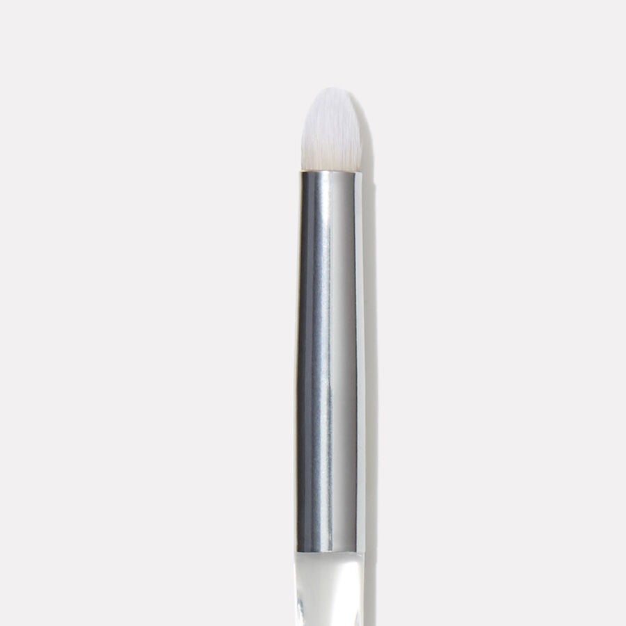 precision-smudge-brush-h6 85311_BeautifullyPreciseSmudgeBrush_2.jpg