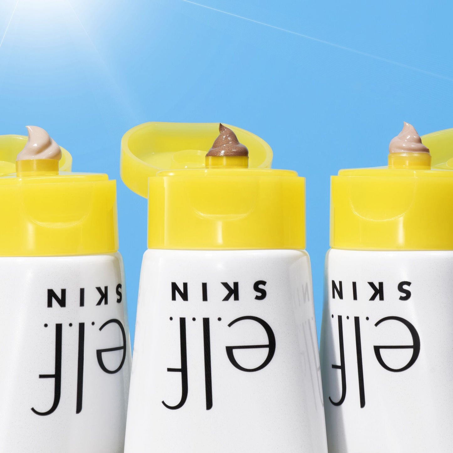 suntouchable-whoa-glow-spf-30-v9 042423_WhoaGlow_Macro_Main-2_IGF.jpg