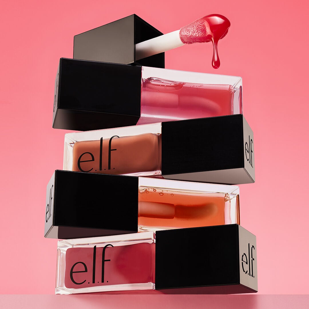 glow-reviver-lip-oil-x5 053023_SL_GlowRev_Fam_FOCUSSTACK-2RGB_IGF_a02f77a9-bf07-4a60-8c73-7b207cf9f12d.jpg