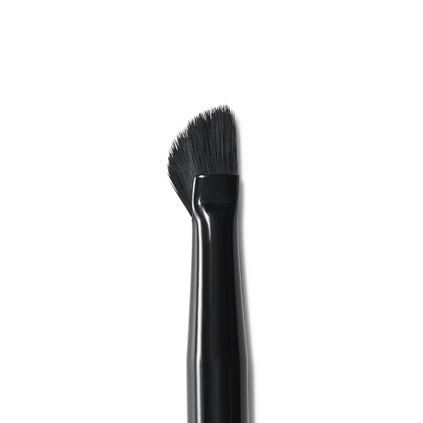 wing-it-liner-brush-k4 84091_MACRO_R.png