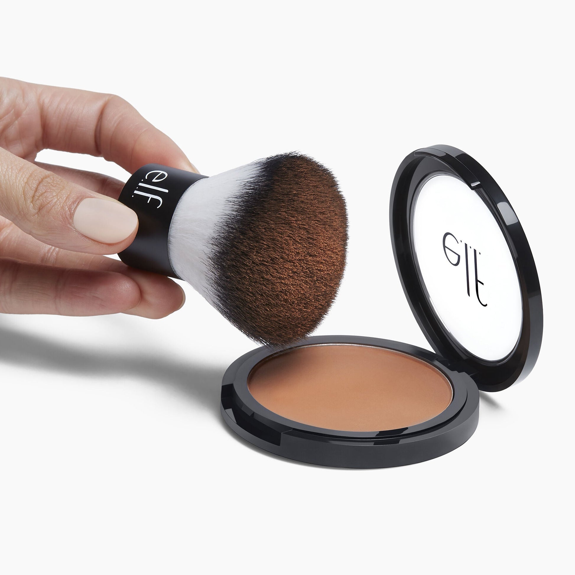 kabuki-makeup-brush-v6 85011_StudioKabuki_Brush_076_V2.jpg